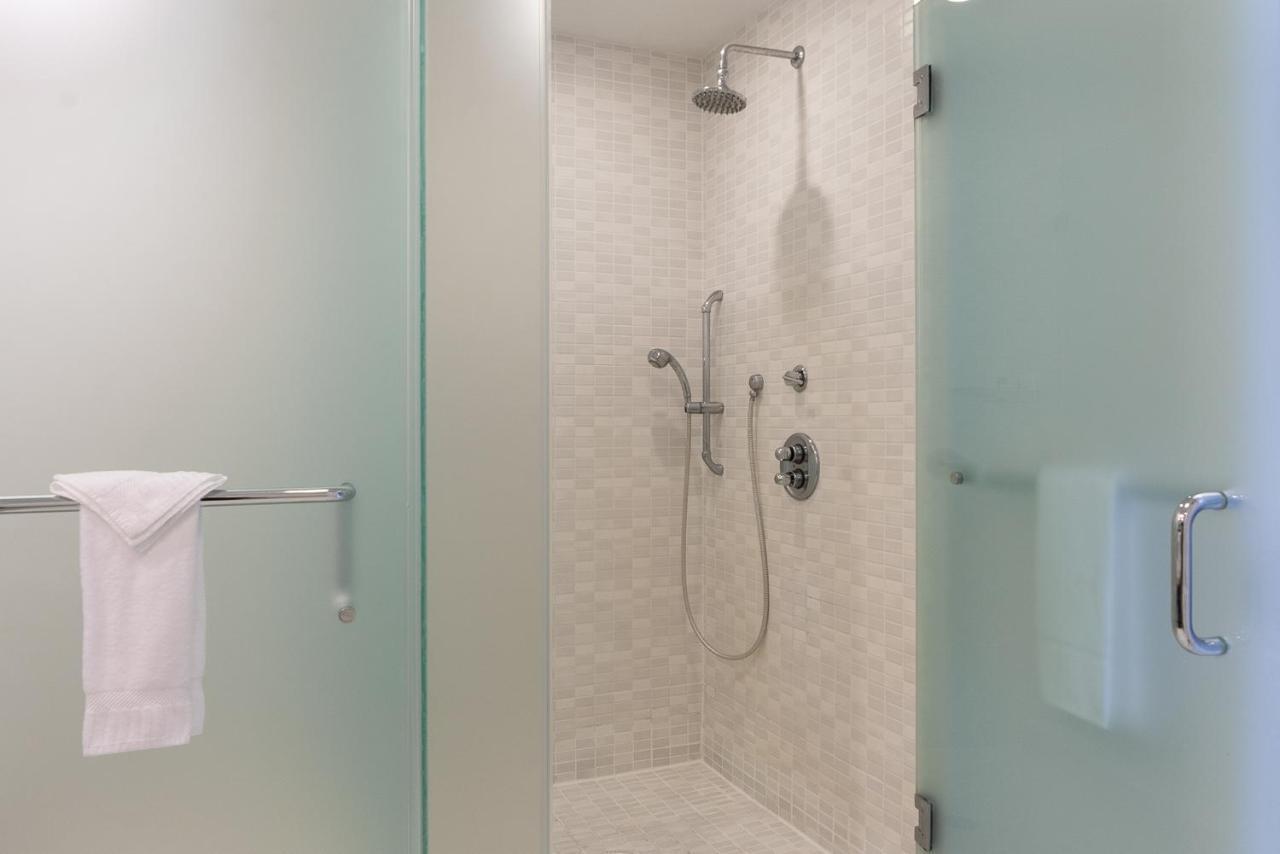 Modern Private Studio - King Bed, Jacuzzi, Balcony And Pool Aparthotel Miami Eksteriør bilde