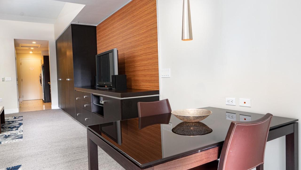 Modern Private Studio - King Bed, Jacuzzi, Balcony And Pool Aparthotel Miami Eksteriør bilde